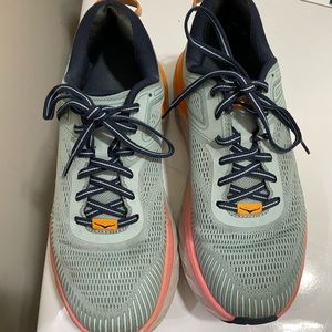 Hoka Bondi 7 size 9